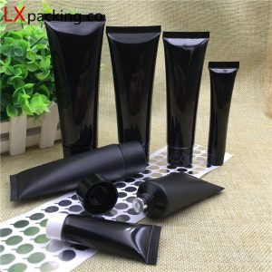 black plastic suppliers