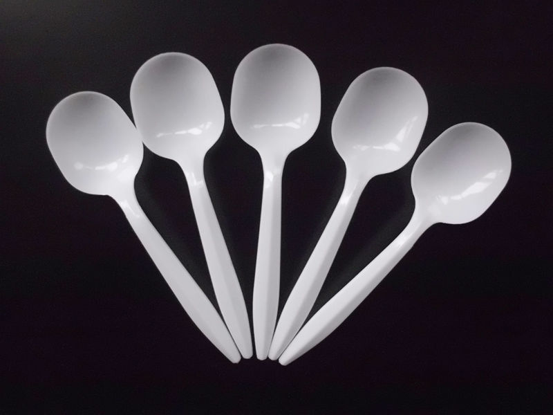 Plastic spoons manufacturers